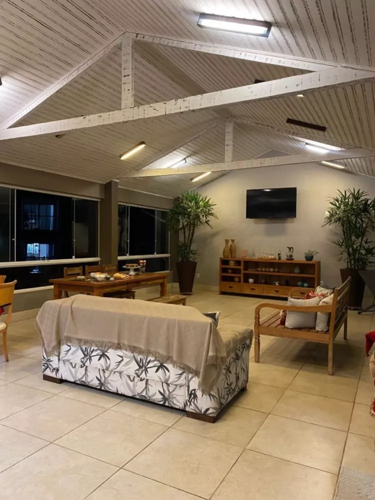 Casa, 4 quartos, 651 m² - Foto 2