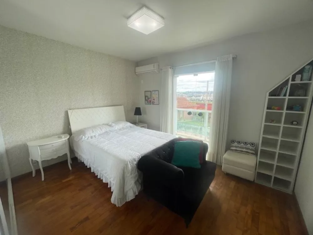 Casa, 4 quartos, 374 m² - Foto 40