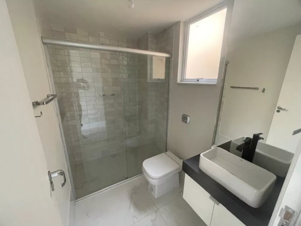 Apartamento, 3 quartos, 140 m² - Foto 2