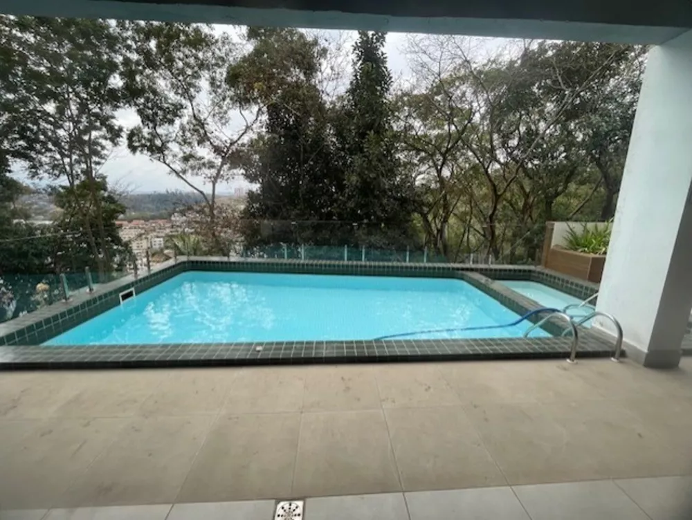 Apartamento, 3 quartos, 140 m² - Foto 1