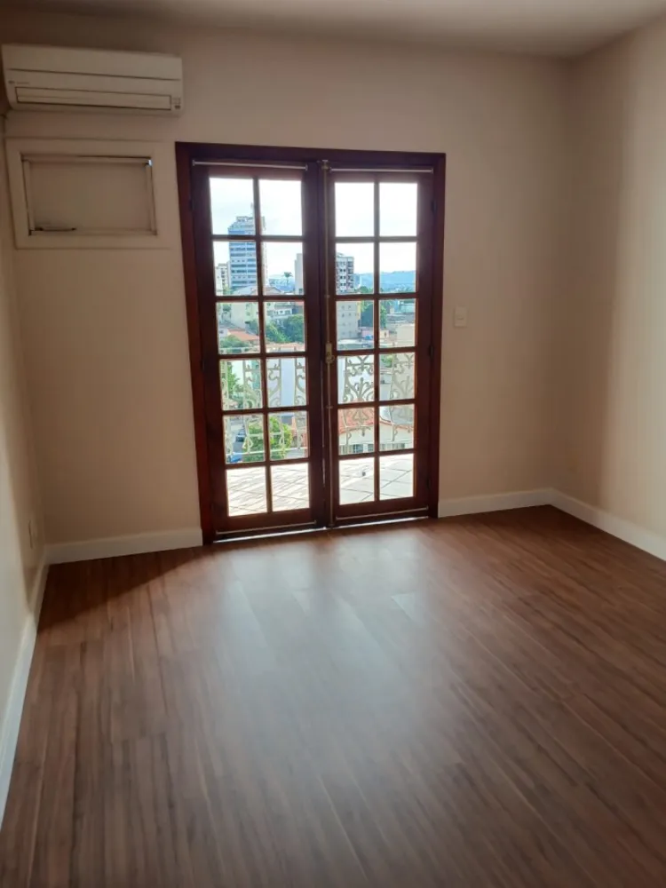 Casa, 3 quartos, 273 m² - Foto 40
