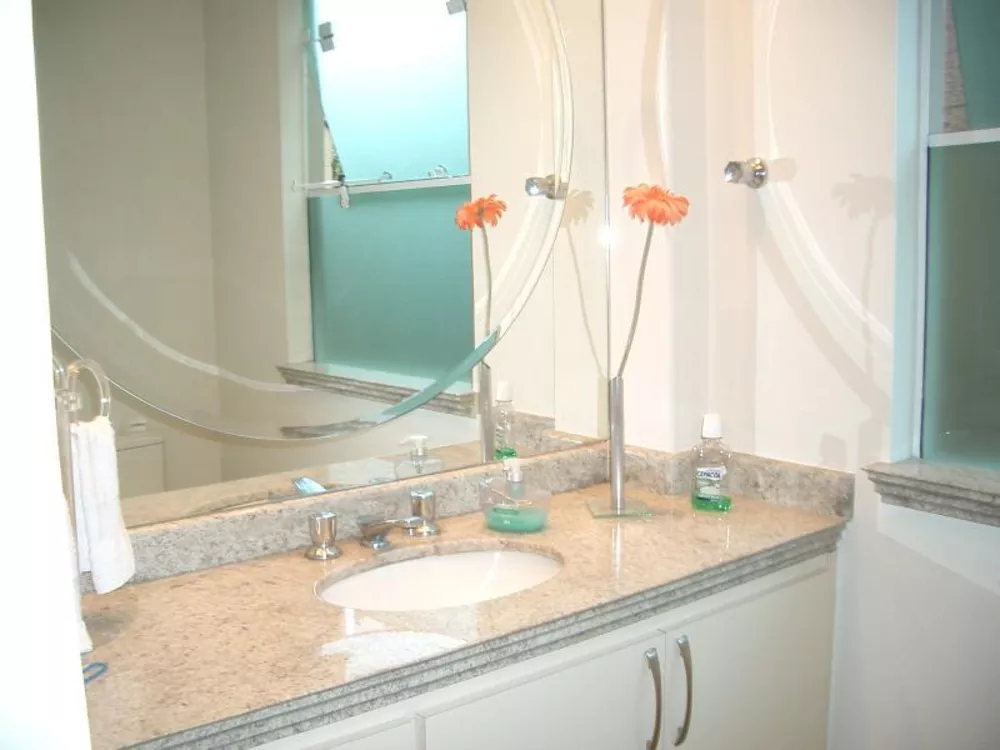 Casa, 4 quartos, 230 m² - Foto 9