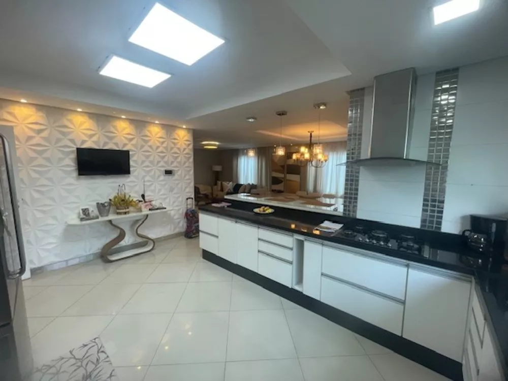 Casa, 4 quartos, 352 m² - Foto 3