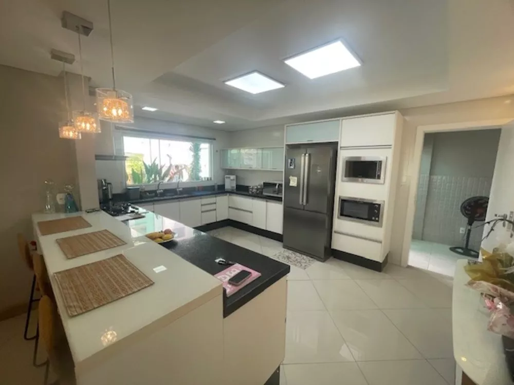 Casa, 4 quartos, 352 m² - Foto 33