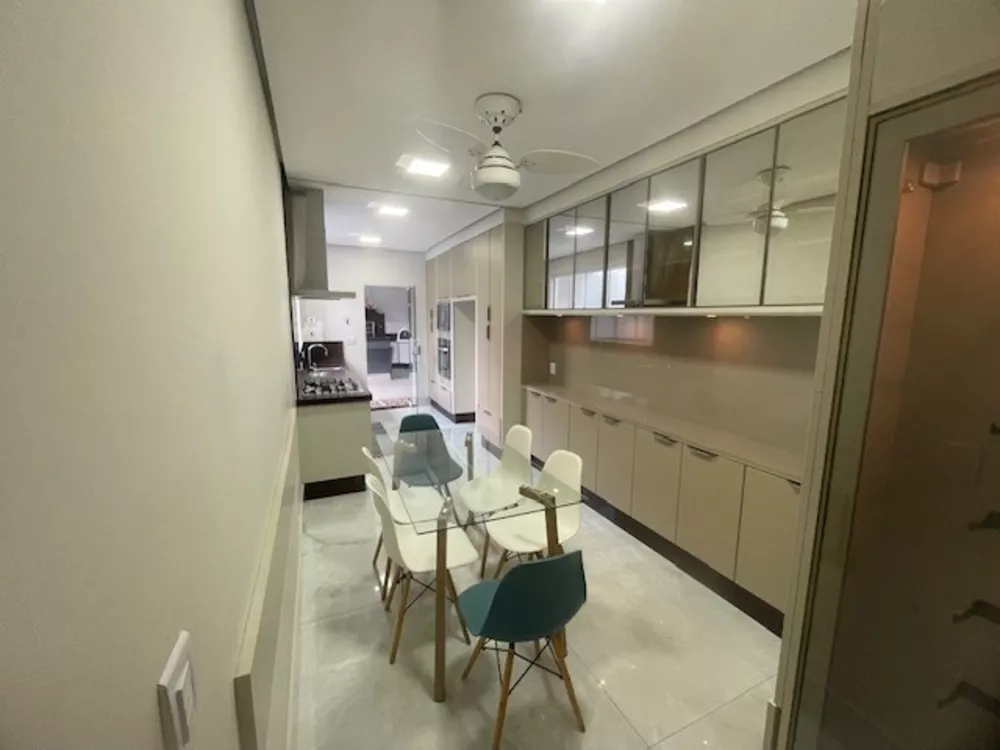 Casa, 3 quartos, 351 m² - Foto 20