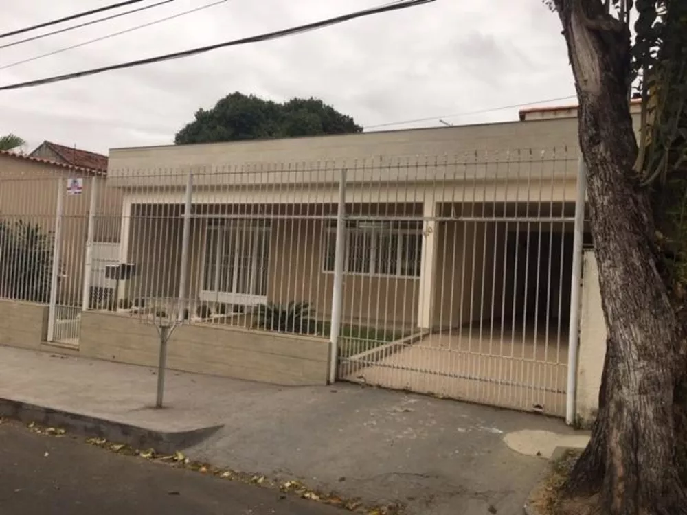 Casa, 4 quartos, 389 m² - Foto 2