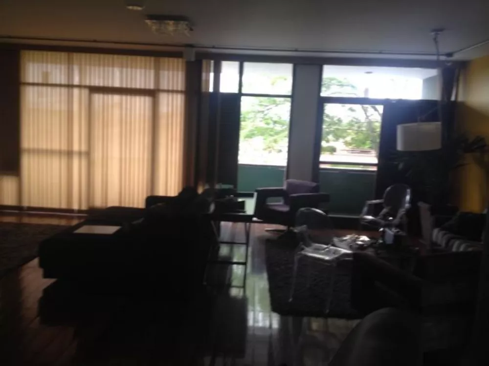 Casa, 5 quartos, 372 m² - Foto 1