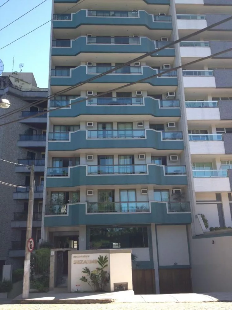 Apartamento à venda com 4 quartos, 252m² - Foto 1