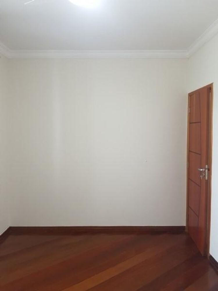 Casa, 4 quartos, 240 m² - Foto 8
