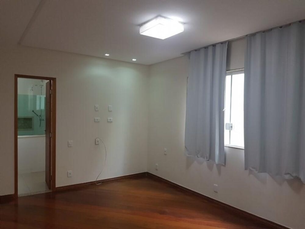 Casa, 4 quartos, 240 m² - Foto 11