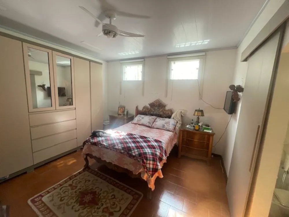 Casa, 4 quartos, 240 m² - Foto 4