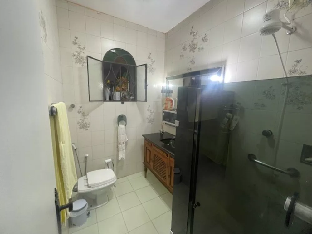 Casa, 4 quartos, 240 m² - Foto 19