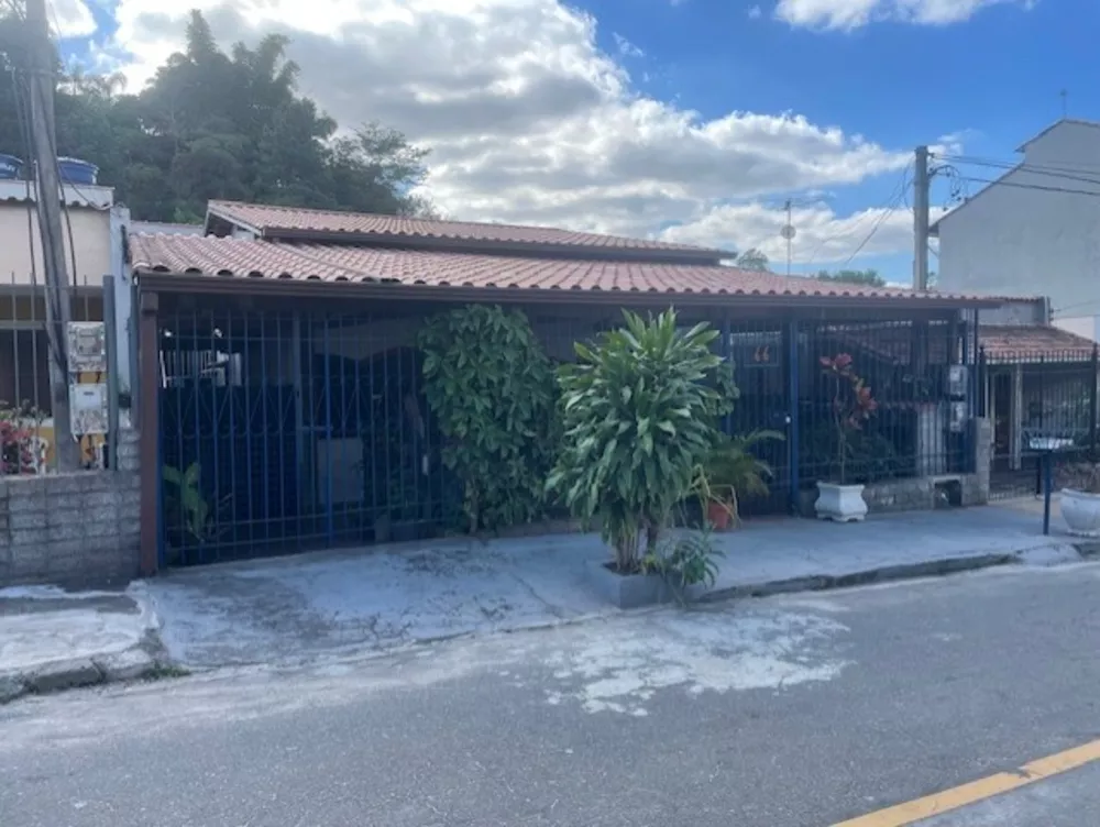 Casa, 4 quartos, 240 m² - Foto 23