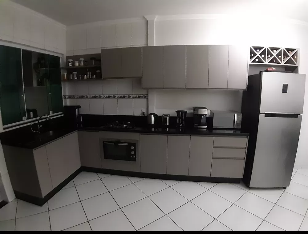 Casa, 3 quartos, 205 m² - Foto 14