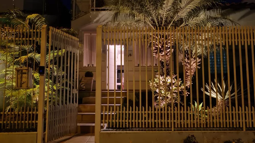 Casa, 4 quartos, 334 m² - Foto 2