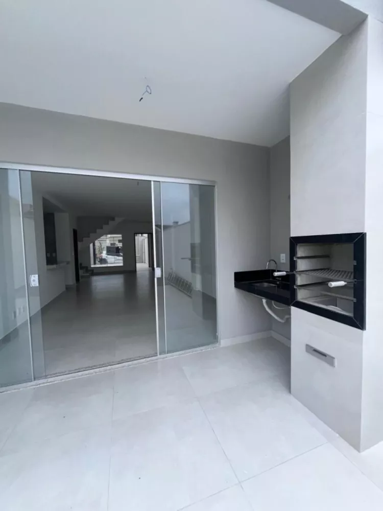 Casa, 3 quartos, 180 m² - Foto 4