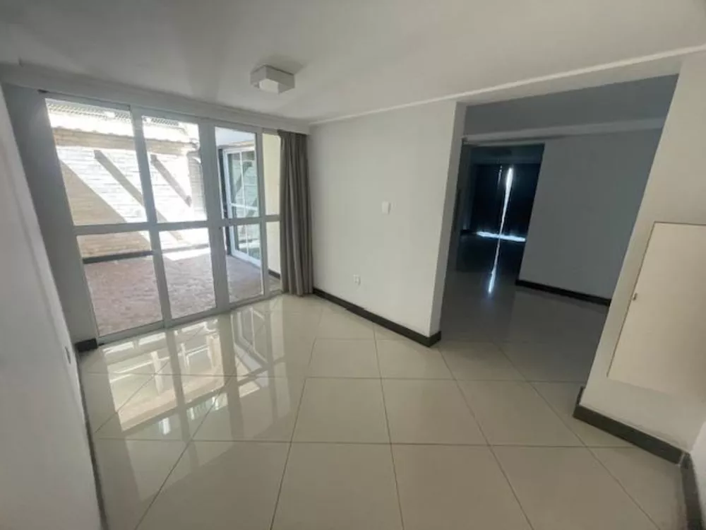 Apartamento, 3 quartos, 274 m² - Foto 2