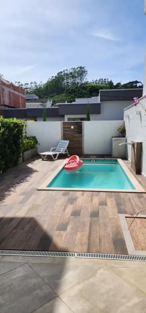 Casa, 3 quartos, 224 m² - Foto 8