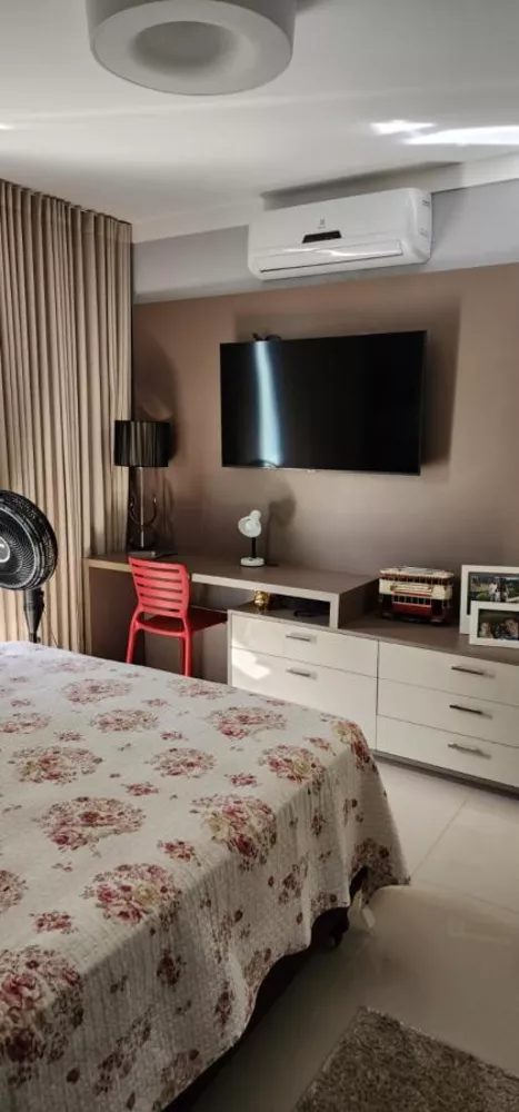 Casa, 3 quartos, 224 m² - Foto 17