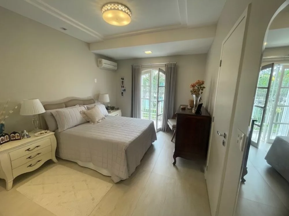 Casa, 3 quartos, 234 m² - Foto 11