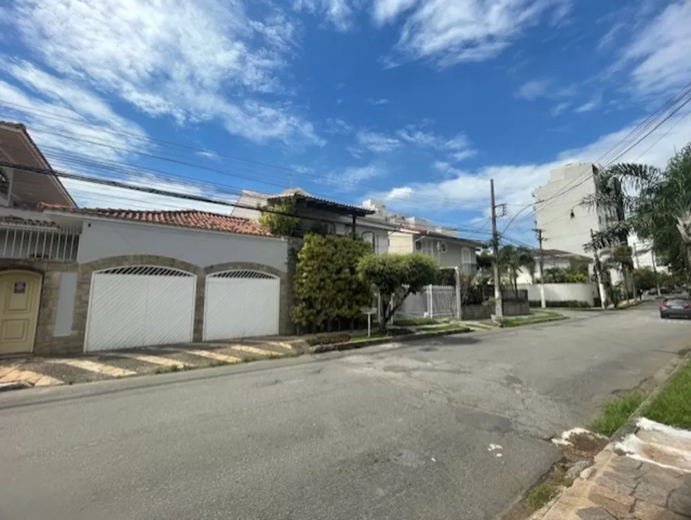 Casa, 3 quartos, 234 m² - Foto 3