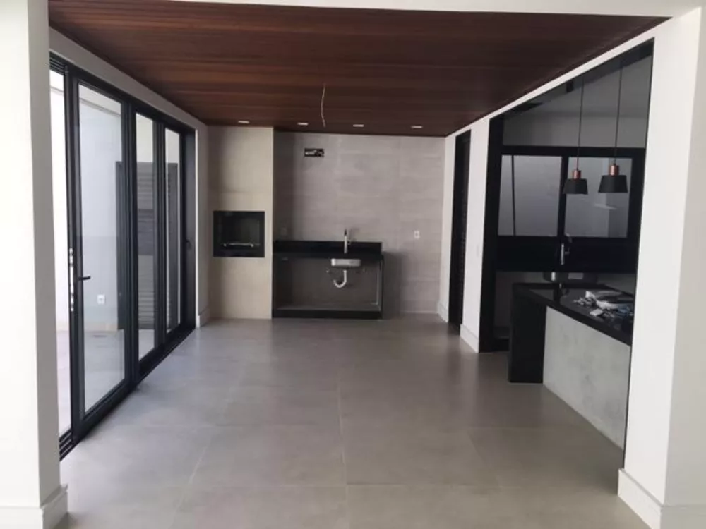 Casa, 4 quartos, 200 m² - Foto 13