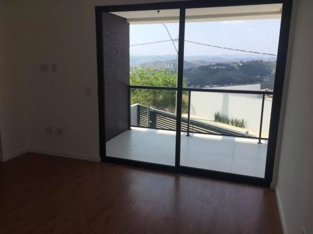 Casa, 4 quartos, 200 m² - Foto 1