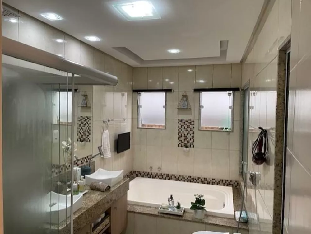 Casa, 3 quartos, 300 m² - Foto 23