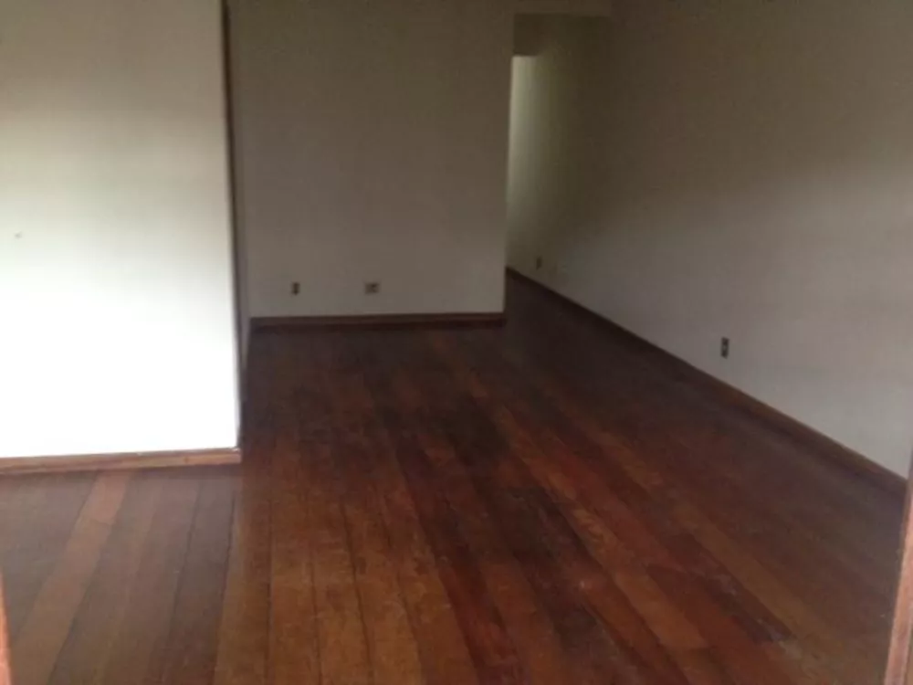 Apartamento à venda com 3 quartos, 149m² - Foto 3