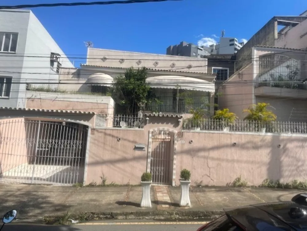 Casa, 4 quartos, 360 m² - Foto 1