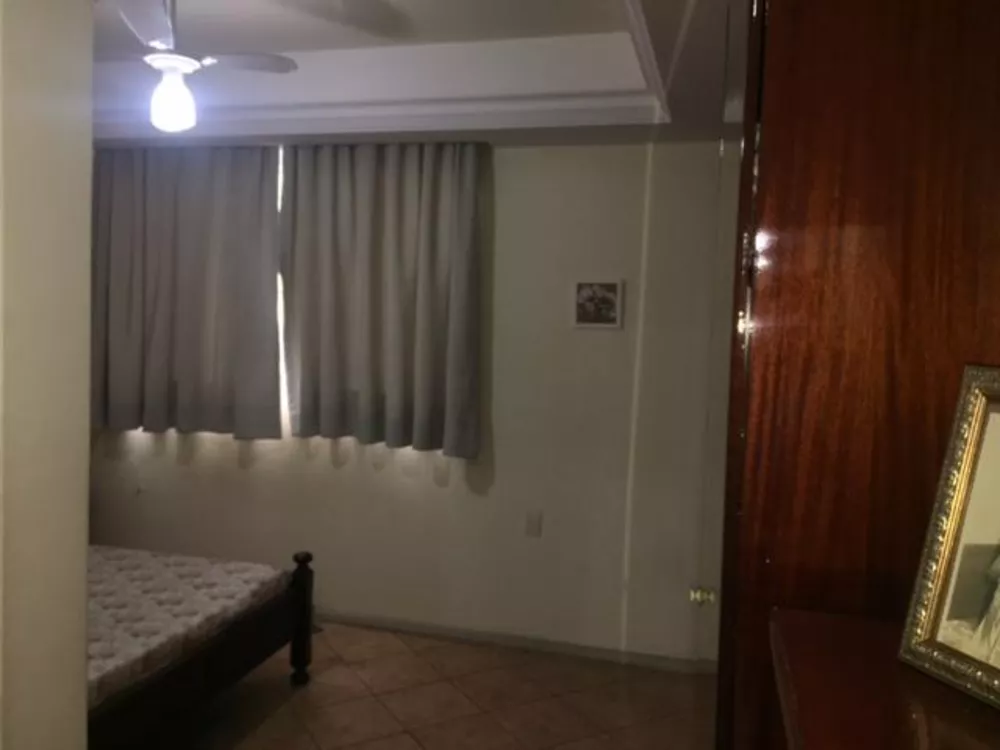Casa, 3 quartos, 166 m² - Foto 2