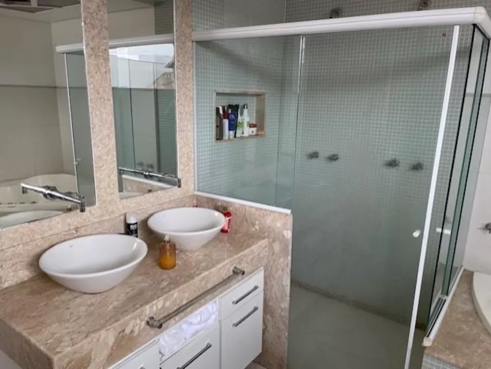 Casa, 5 quartos, 366 m² - Foto 1
