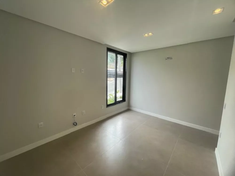 Casa, 3 quartos, 220 m² - Foto 20