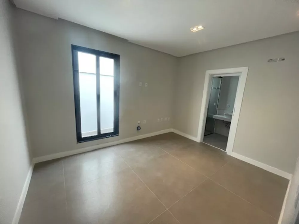 Casa, 3 quartos, 220 m² - Foto 14