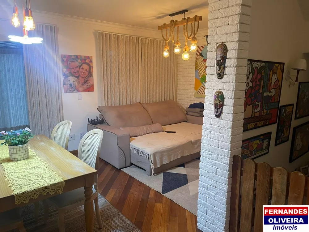 Sobrado à venda com 3 quartos, 160m² - Foto 1