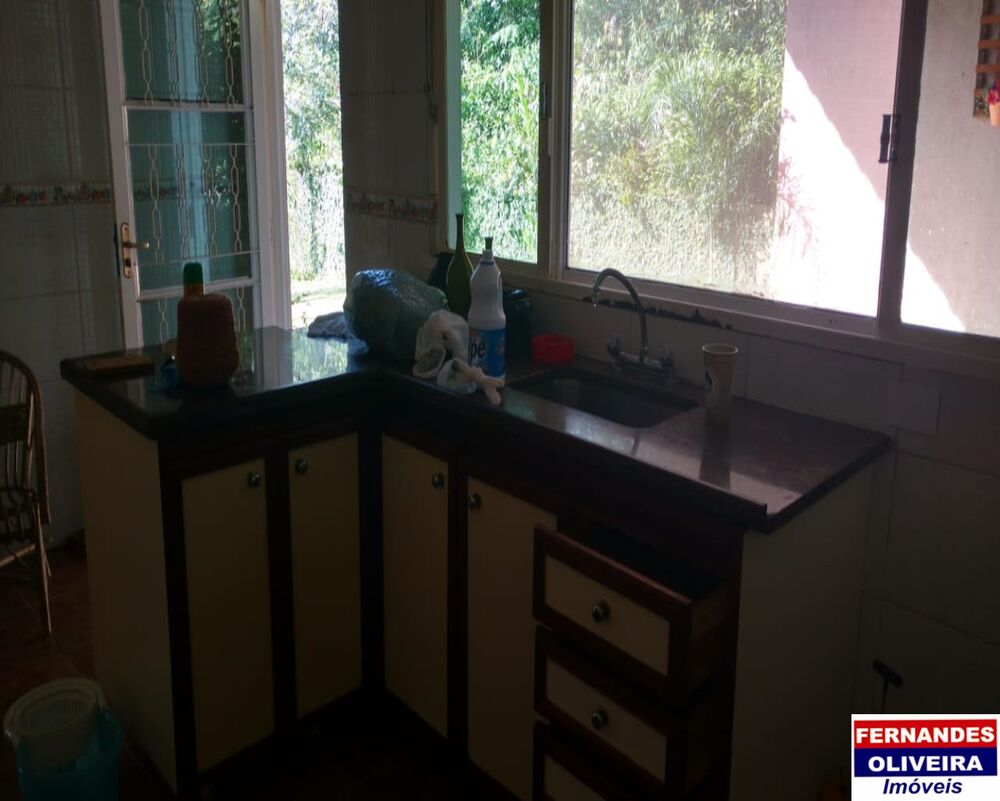 Casa, 3 quartos, 219 m² - Foto 1