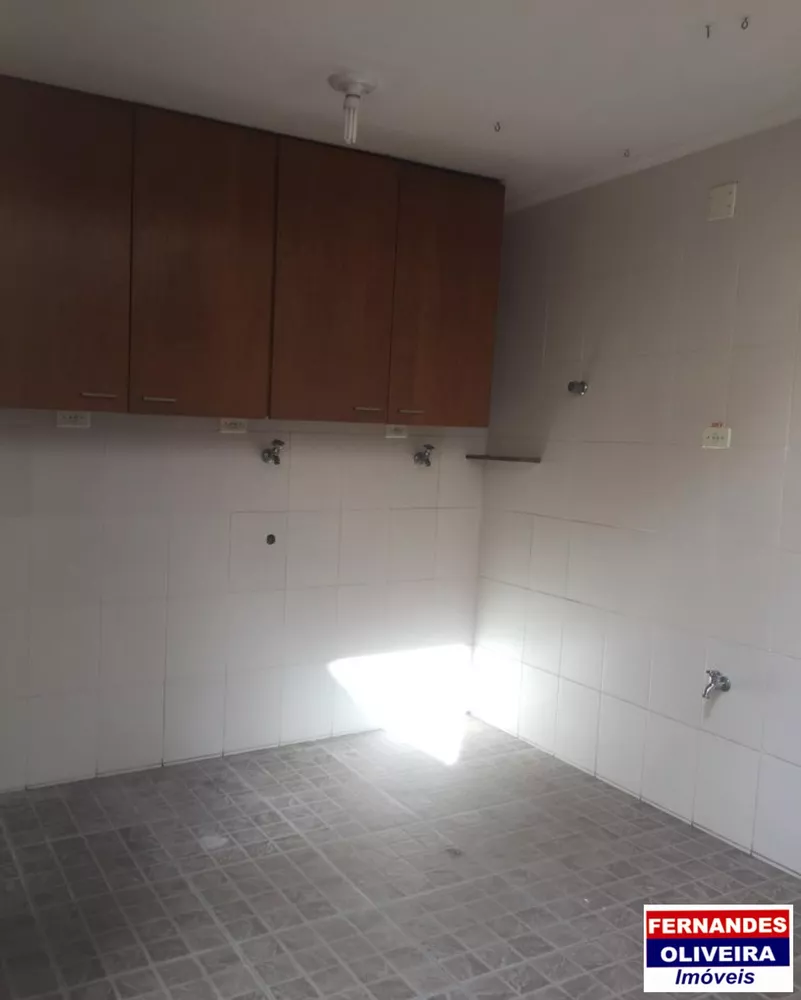 Sobrado à venda com 3 quartos, 150m² - Foto 4