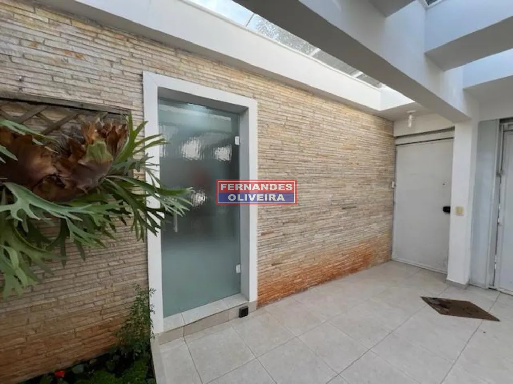 Casa, 4 quartos, 257 m² - Foto 1