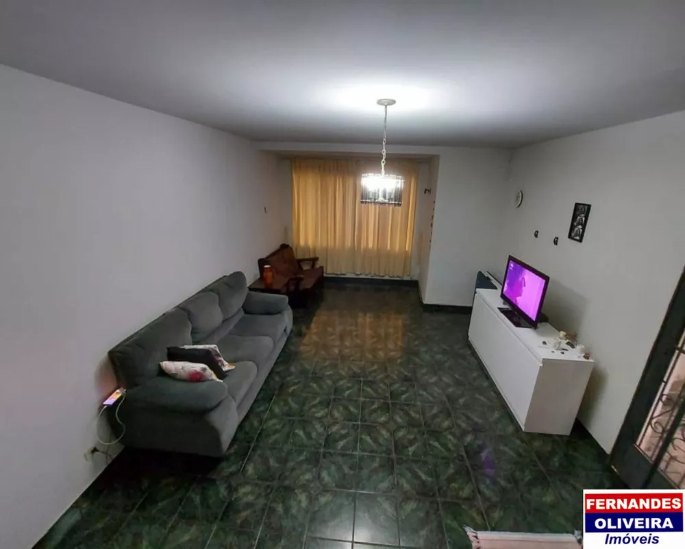 Sobrado à venda com 3 quartos, 150m² - Foto 1