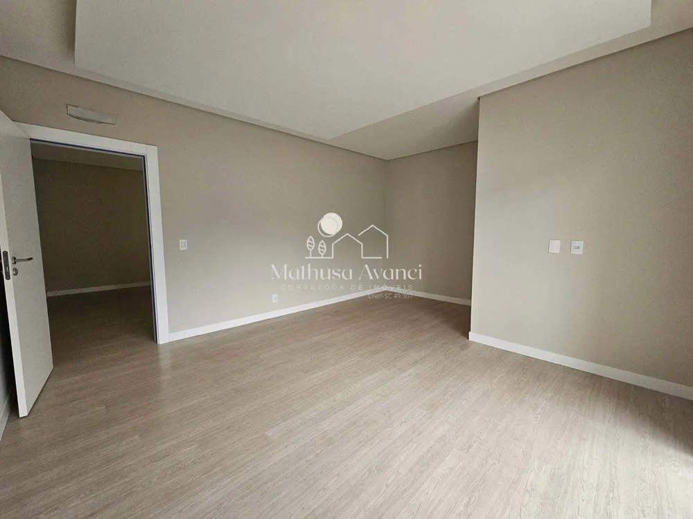 Casa, 3 quartos, 193 m² - Foto 2