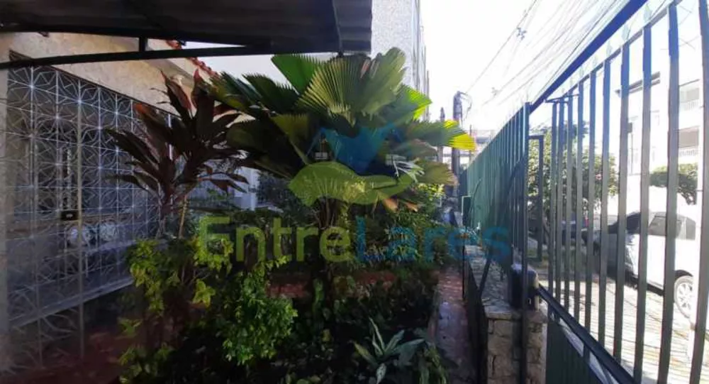 Casa, 5 quartos, 230 m² - Foto 2