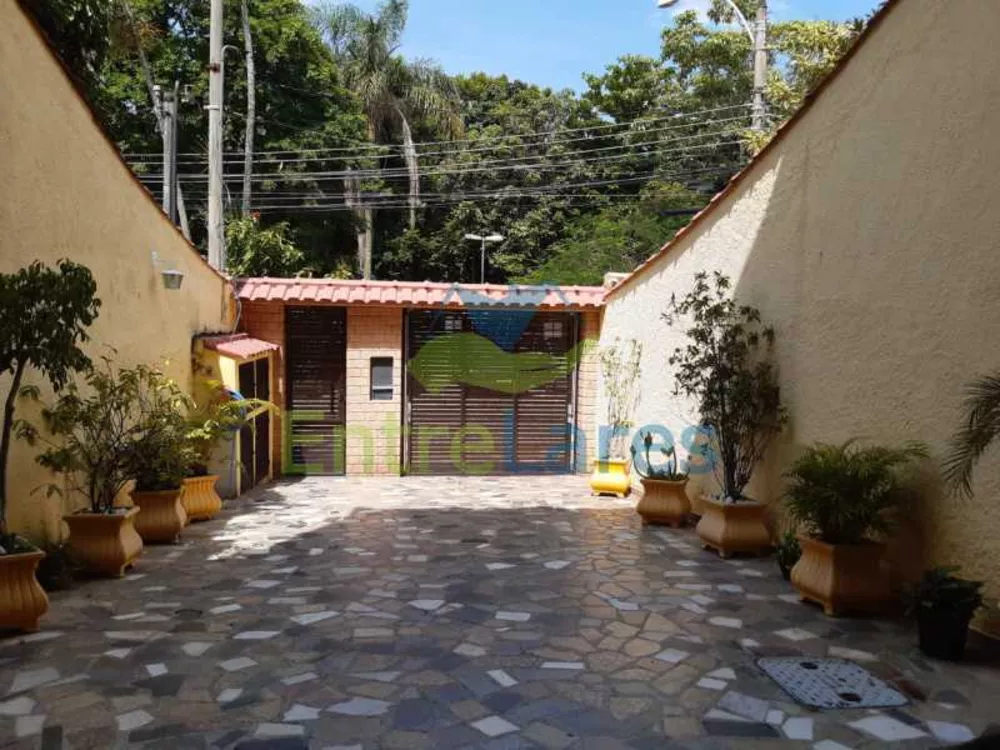 Casa, 4 quartos, 242 m² - Foto 26