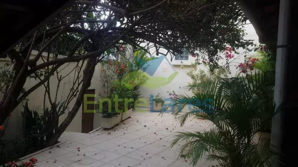 Casa, 4 quartos, 252 m² - Foto 2