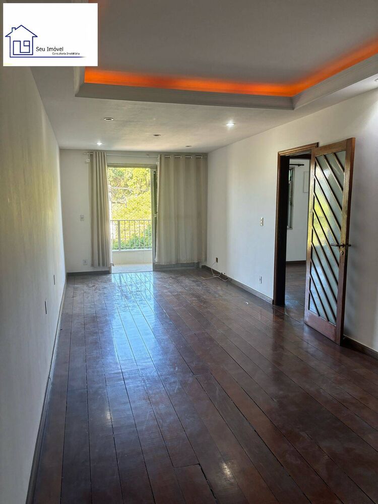 Apartamento à venda com 3 quartos, 94m² - Foto 2