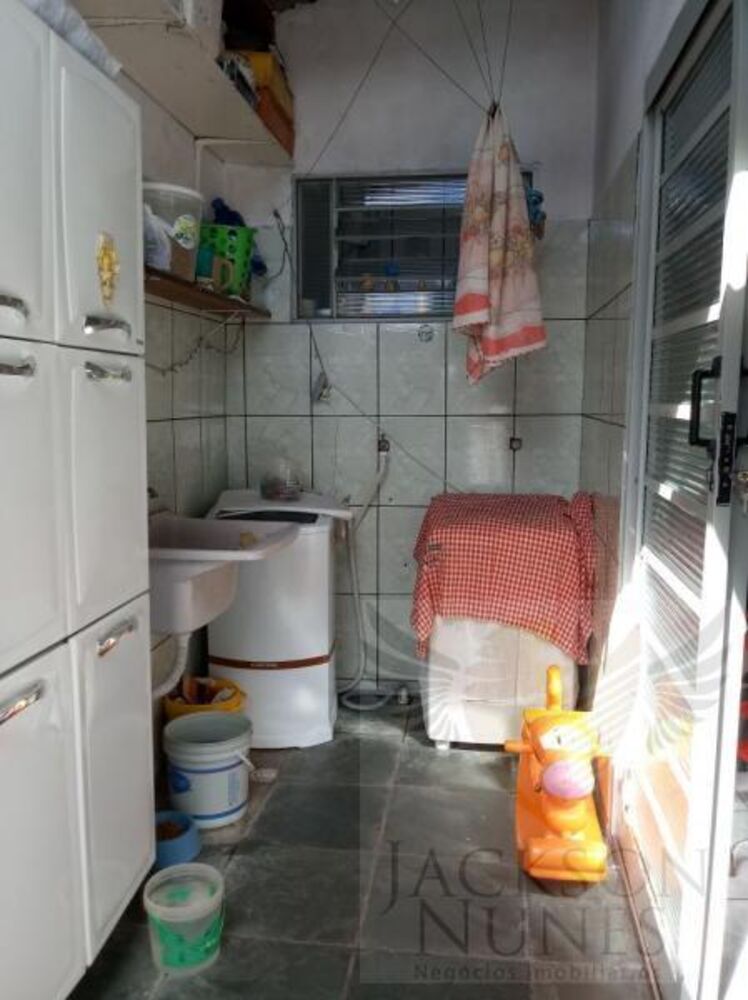 Casa, 3 quartos, 102 m² - Foto 1