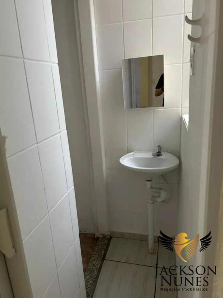 Casa à venda com 2 quartos, 45m² - Foto 8