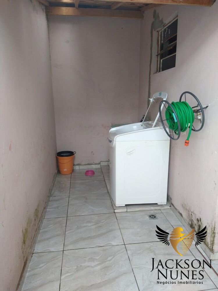 Casa, 3 quartos, 275 m² - Foto 1