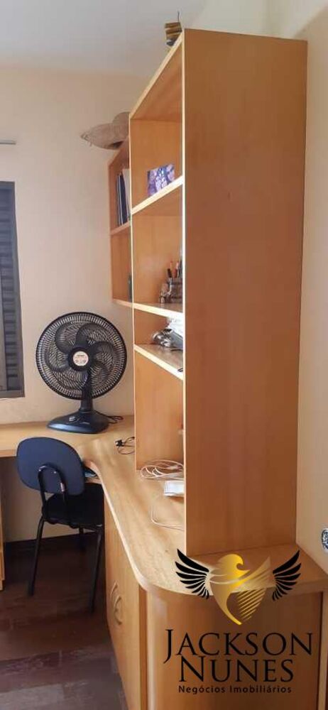 Casa, 5 quartos, 342 m² - Foto 2