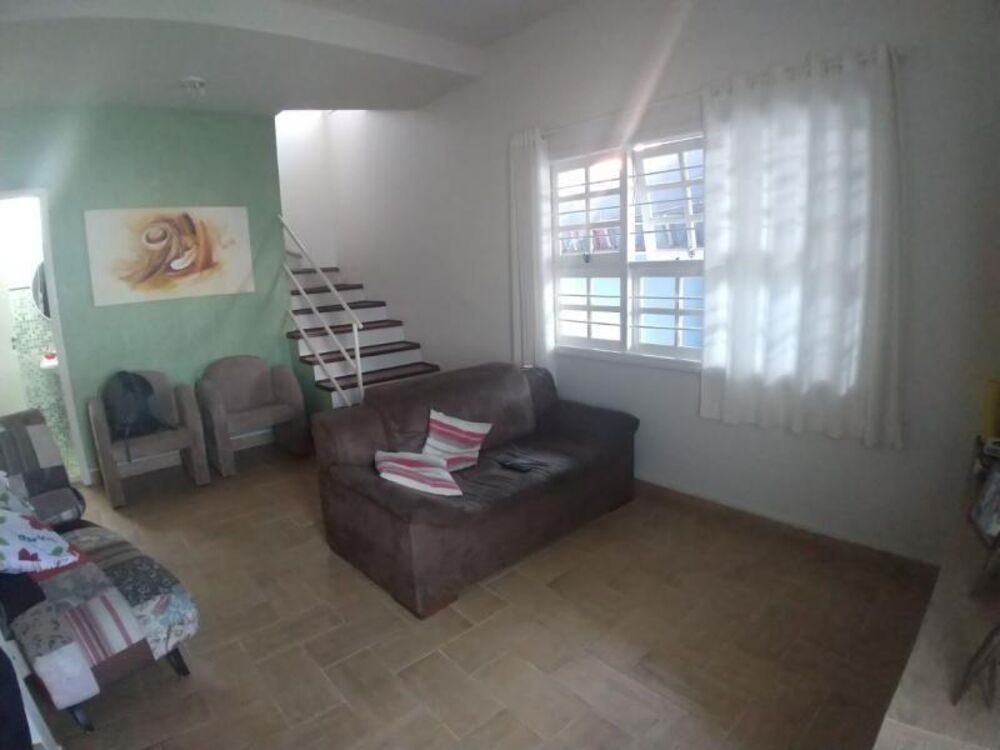 Casa, 2 quartos, 81 m² - Foto 1