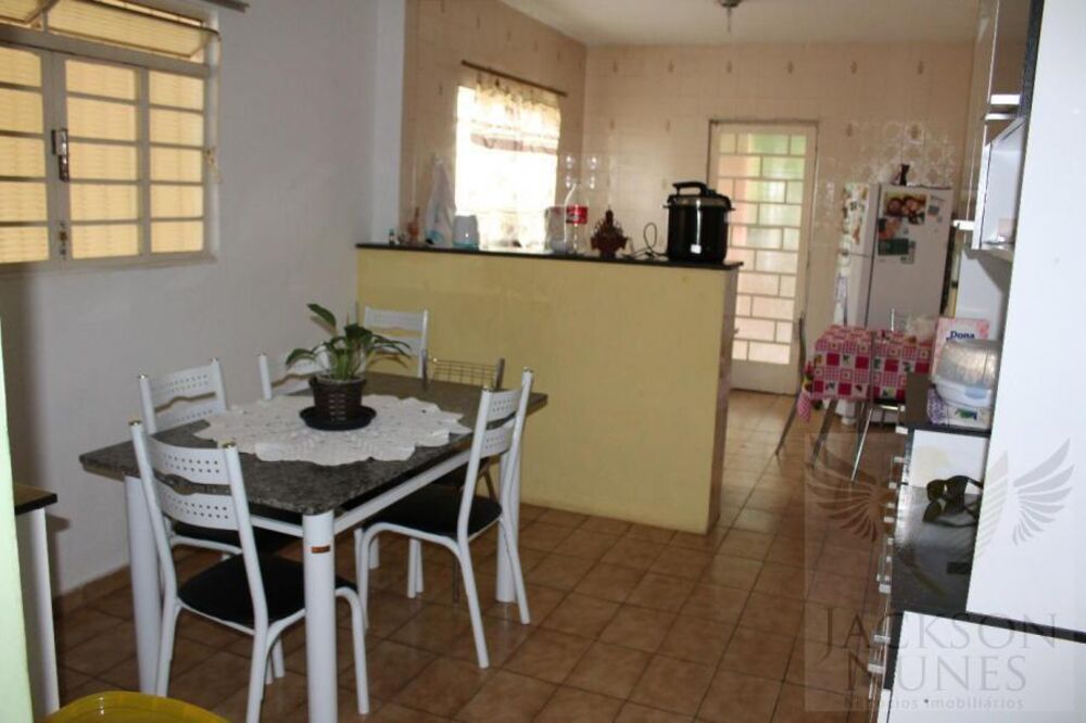 Casa, 2 quartos, 171 m² - Foto 2